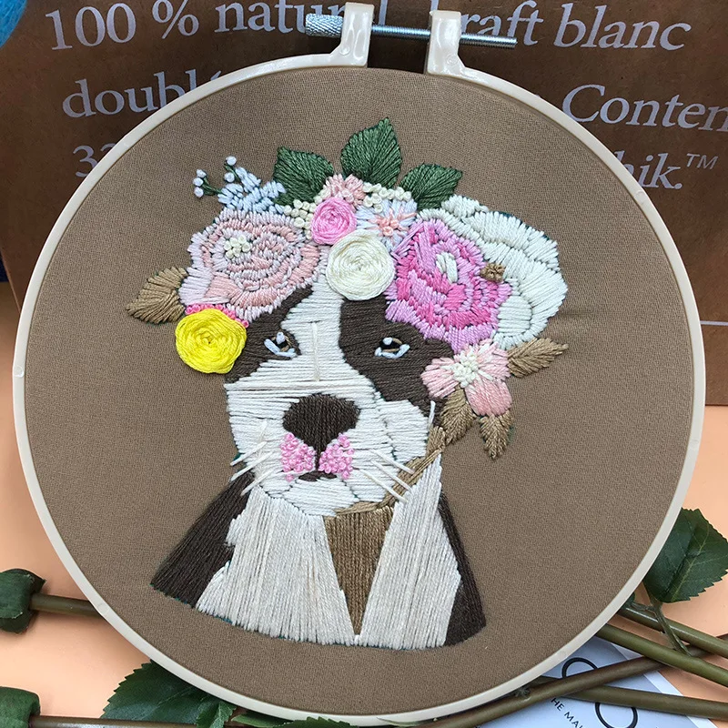 Lovely Dog Pattern Embroidery Kit with Hoop for Beginner Needlework Kits Cross Stitch Sewing Art Craft Painting Home Decoration