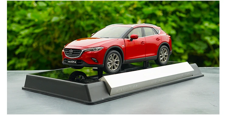 Авторизованный подлинный сплав 1/18 Mazda CX-4 красный литой классический автомобиль модель на Рождество/День рождения подарок, коллекция