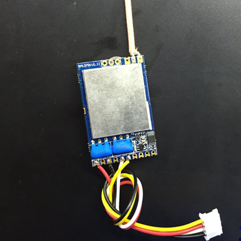 

Hot 1.2G 700MW FPV Wireless Transmitting and Receiving Module 8 Frequency Points 3.7-5V Transmitter Receiver Part for RC Drone