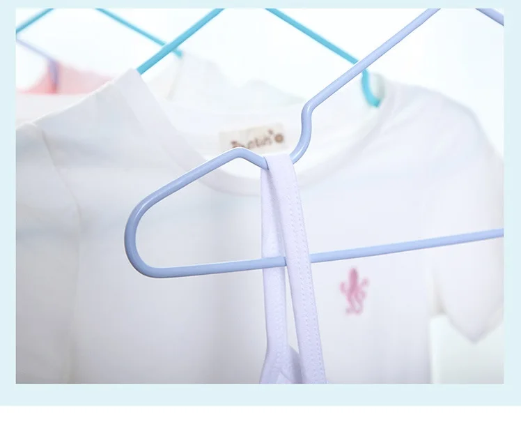 11107221042_2128044729