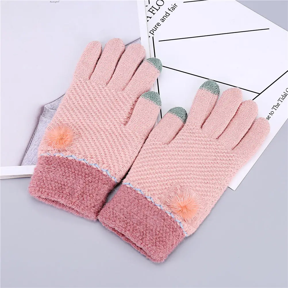 Miya Mona женские перчатки зимние теплые варежки с сенсорным экраном Мультяшные помпоны Guantes шерстяные перчатки с вязанными запястьями Handschoenen Luvas - Цвет: Pink