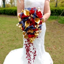 Clássico borgonha e azul marinho poney com ouro callalily bouquets de noiva em cascata da dama de honra bouquet