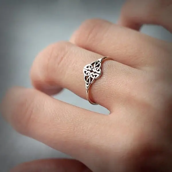 New Arrival Brand Design Antique Silver Colors Hollow Out Camellia Flower Element Fashion Woman Jewelry Finger Rings Wholesale | Украшения