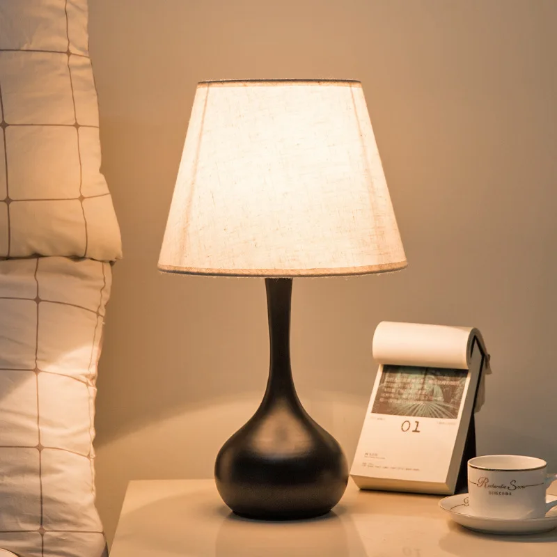 

American-Style Lamp Modern Bedside Lamp Nordic Minimalist Bedroom Living Room Warm Creative Remote Control Touch Bedside Table L