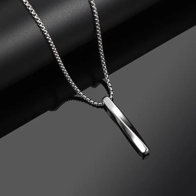 2021 Fashion New Black Rectangle Pendant Necklace Men Trendy Simple Stainless Steel Chain Men Necklace Jewelry Gift 