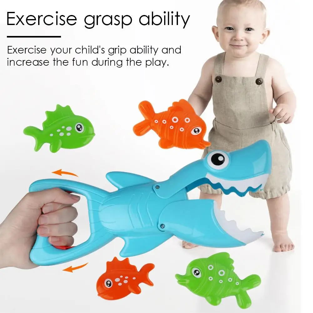 sand grabber toy
