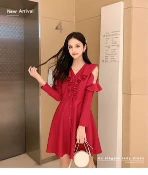 

JS435J-2019 Autumn and winter new slim long sleeve temperament show thin A-line dress