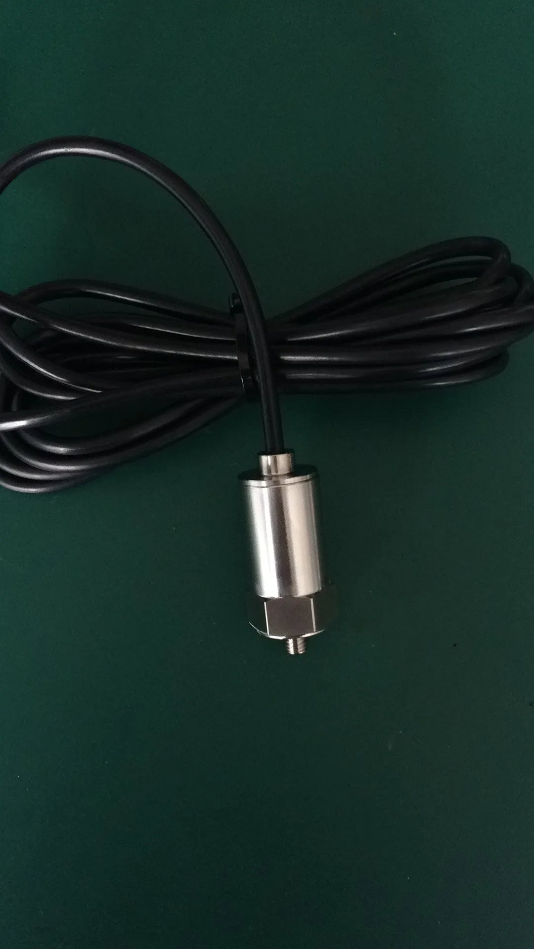 

Piezoelectric Integrated Vibration Sensor Two-Wire 4-20mA Vibration Transmitter Fan Water Pump Vibration Measurer