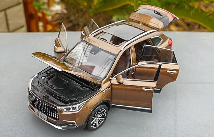 Завод 1:18 Китай LEOPAARD MATTU литья под давлением модель автомобиля SUV с небольшим подарком
