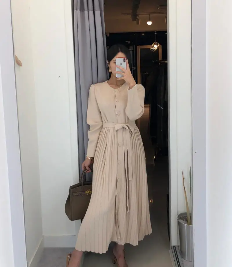 TVVOVVIN New Fashion Autumn Winter Round Collar Knit Dress Women Belt Pleated Slim Casual Solid Vestidos Female Tide B725