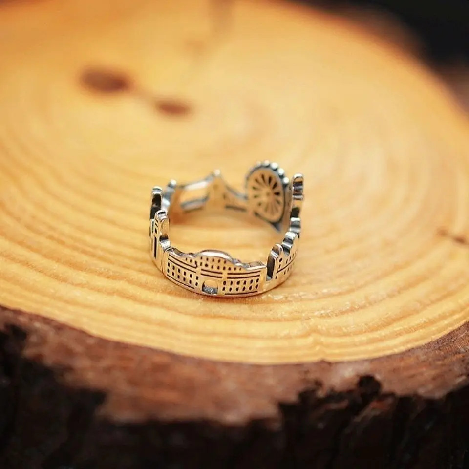 2021 New Creative Urban Retro Style Ring London City Finger Ring British Building Rings for Women Cocktail Holiday Gift Fashion