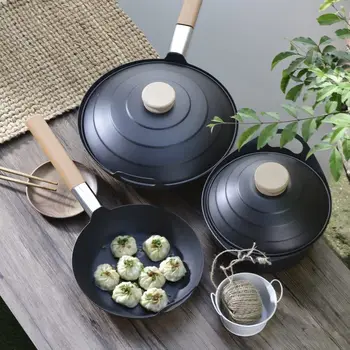 

Black 3-piece Set Kitchen Cooking Pots and Pans Set Wood Handle Flat Bottom Frying Pan Iron Wok and Soup Pot with Two Covers
