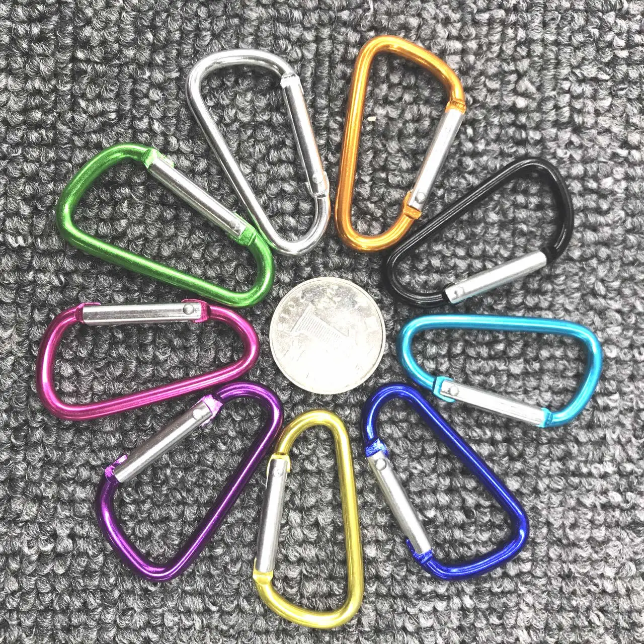 

5 Pcs Lightweight Climbing Button Carabiner Camping Hiking Hook Outdoor Sport Aluminium Safety Buckle Mountaineer Accessories