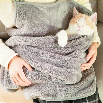 

Fashion Holding Gift Durable Grey Home Outdoor Dog Cat Soft Comfortable Pet Carrying Apron Coral Fleece Pocket Anti-stick Hair