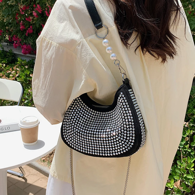 2022 Half Moon Underarm Bag Summer New High-quality PU Leather Women's Designer Handbag Diamond Chain Shoulder Messenger Bag