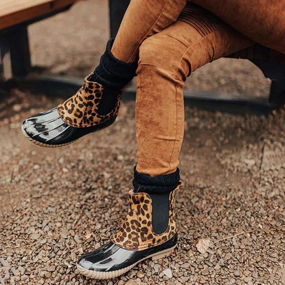 Женские леопардовые кожаные ботинки из плюша; сезон осень-зима; женская обувь на массивном каблуке; пикантные женские ботинки на шнуровке; botas mujer;