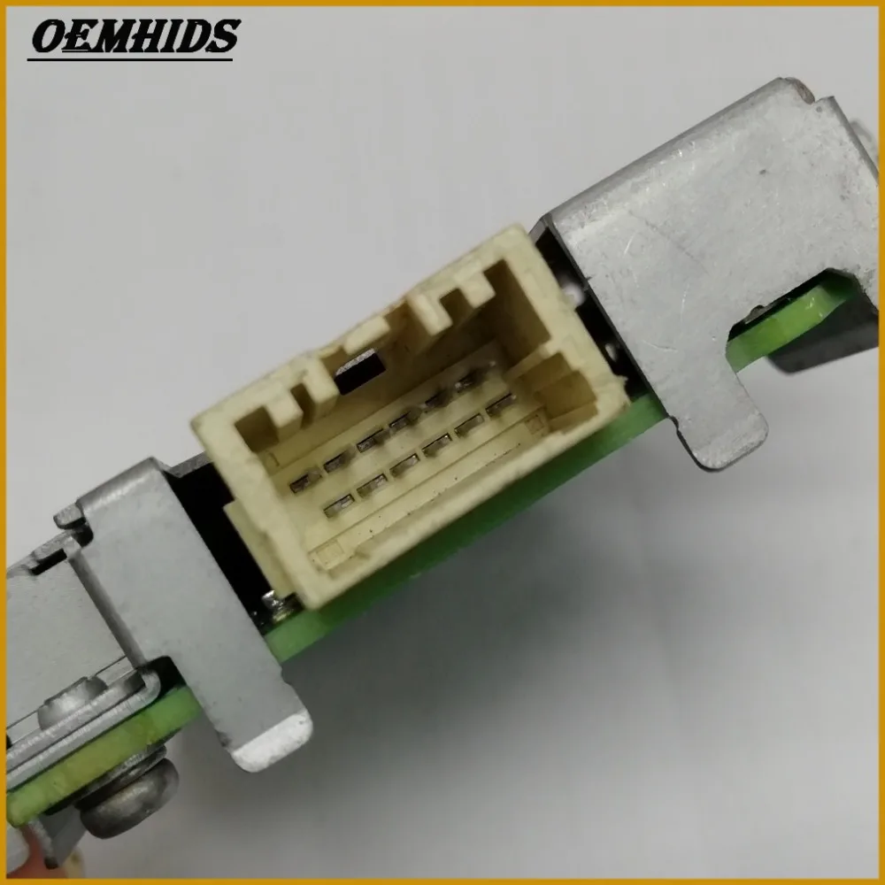 KOITO 85967-12020 35500-72282 for TOYOTA Ralink Corolla Computer Light Control LED