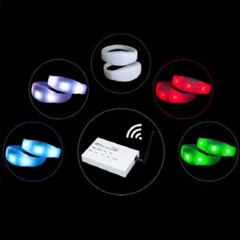 

Remote Control LED Bracelet Changing Color Bangle Christmas New Year Wedding Decoration LED Glow Party Favor Supply Kid Toy New