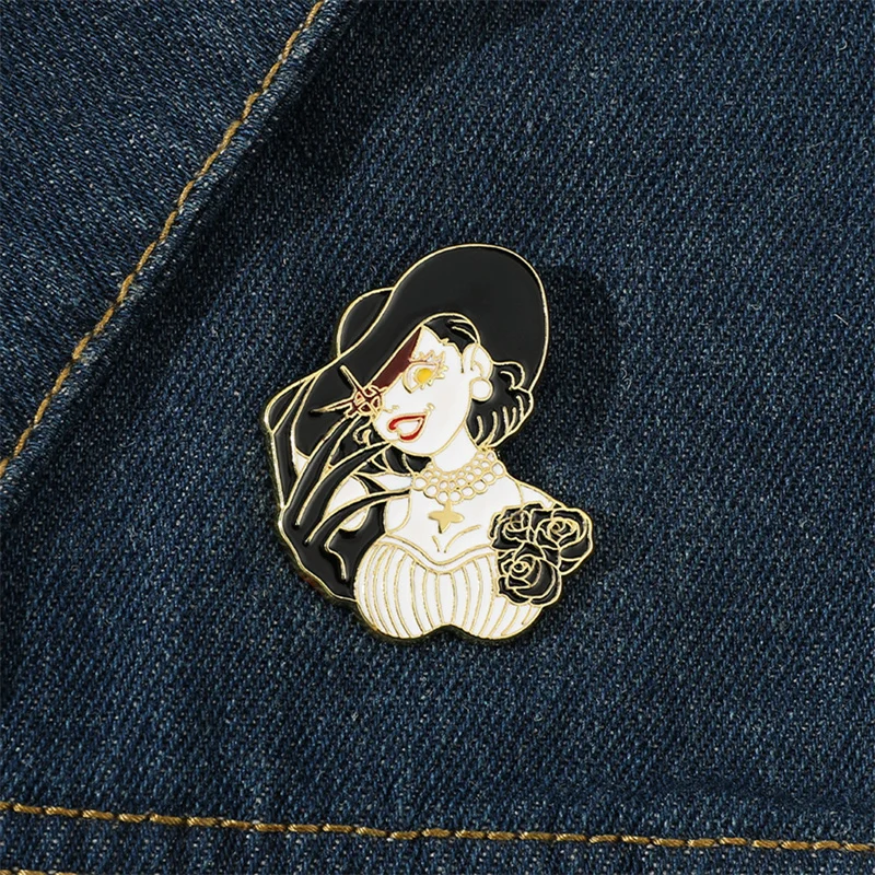 Game Holders Evils 8 Village Cartoon Spilla Lady Vampire Halloween Women'S Cosplay Bag Jewelry Prop Pin