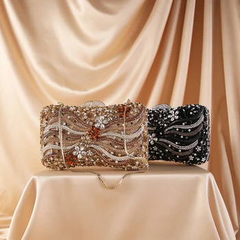 

Women Luxury Evening Handbag Crystal Rhinestone Diamond Studded Big Flower Clutch Purse Crossbody Shoulder Bag Lady Party Bag