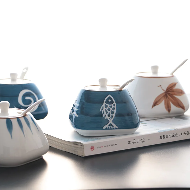 Японские Креативные кухонные сосуды для хранения 300 мл, Набор банок для специй, керамические бытовые масляные банки для соли, горшок для приправ, контейнер для банок