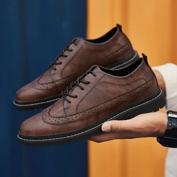 

New Fashion Brogue Shoes Men Brand Gentleman Business Oxford Male Casual Leather Retro Formal Office Footwear Brown Black Khaki