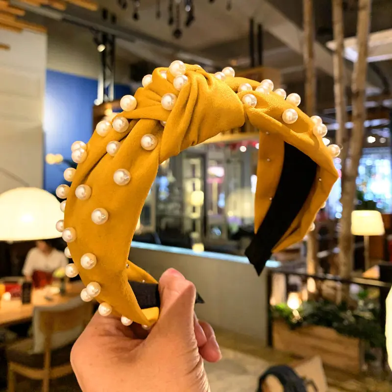 10855722881_1956788053