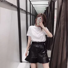 Мягкая полиуретановая плиссированная юбка для женщин s Winte, модная мини-юбка из искусственной кожи, женская сексуальная элегантная юбка с поясом, уличная женская черная юбка, Новинка