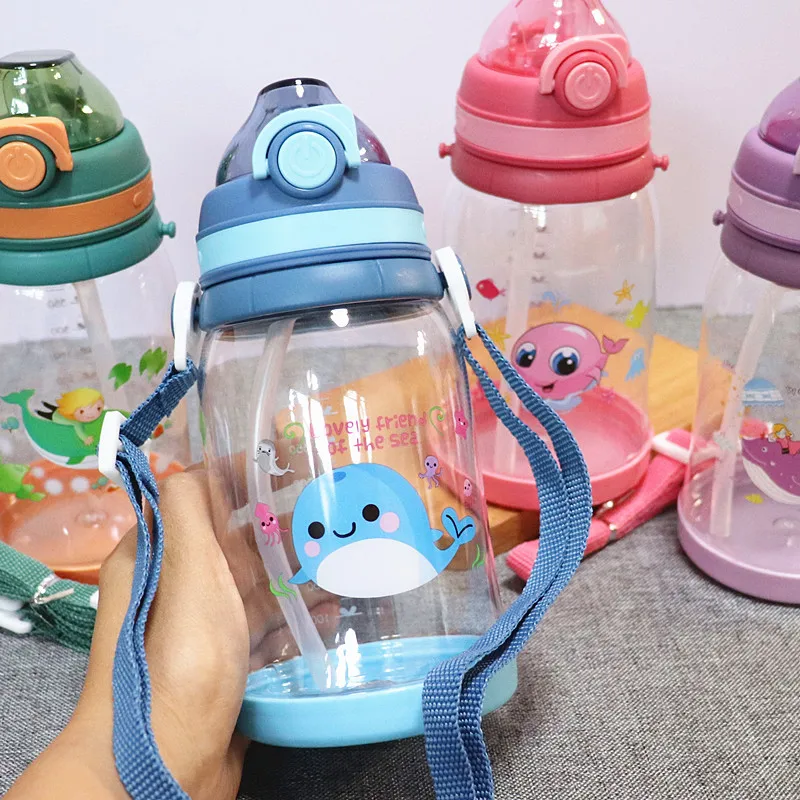 Gobelet Sport Personnage Enfant 430 Ml Avec Paille - Tasse En Plastique Colorée - Parfait Pour L'école Ou Les Sorties