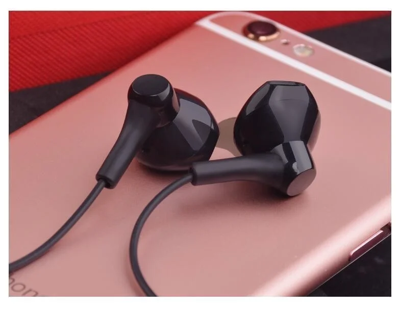 Music Headset Stereo Bass earbuds for iPhone Samsung LG Sony huawei honor 3.5mm Universal Volume Up Down Pause with Mic Earphone  (3).jpg