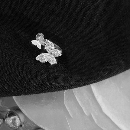 Fashion Cute Rhinestone Gold Color Butterfly Stud Earrings For Women No Piercing Fake Cartilage Earring Gifts