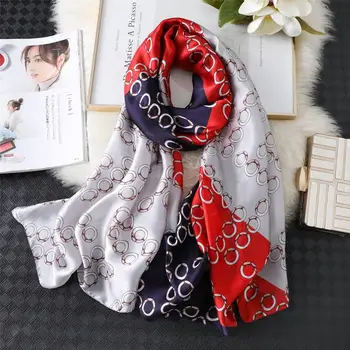 

2020 New scarves women's chain print shawl wrap dual-use travel sunscreen scarf pashmina