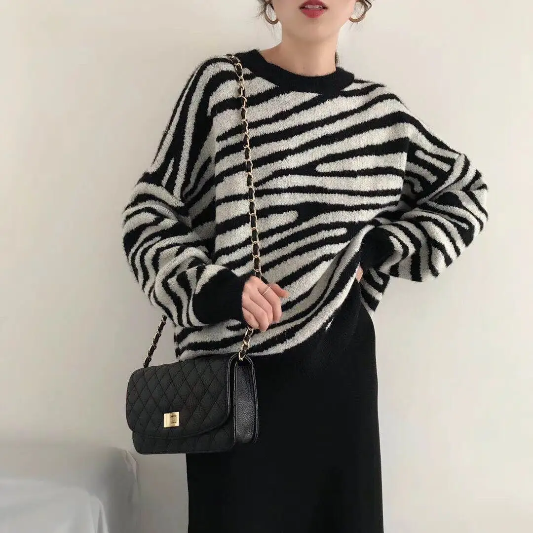 

Women Loose Pullovers Oversized Sweater Ladies Soft Striped Batwing Sleeve Chic Tops 2020 Autumn Winter Clothes
