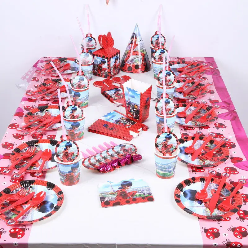 

214Pcs/Lot Ladybug Theme Child Birthday Party Toy Paper Cup Plate Napkin Flag Event Party Wedding Gift Candy Box Party Supplies