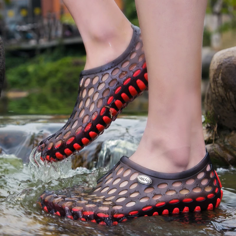 Men's wading shoes comfortable breathable sneakers summer sports flat soft fast interference water shoes hole shoes
