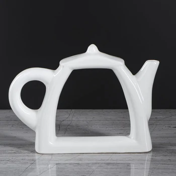 

Vase "Art House Kettle", white, 17 cm