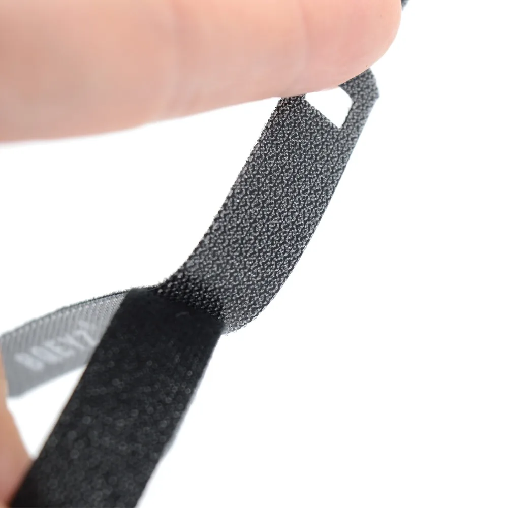 6 Nylon cable strap tiers