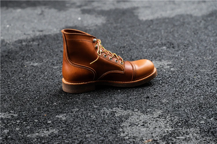 Новинка; сезон весна-осень; винтажные рабочие Мужские ботинки в байкерском стиле с темными крыльями; качественные мужские повседневные ботильоны из коровьей кожи с круглым носком; Цвет Красный