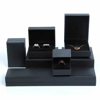 

Hot Sale Jewelry Box Leather Right Angle Filling Paper Stud Earrings Chain Pendant Storage Box Fashion Gift Organizer Box