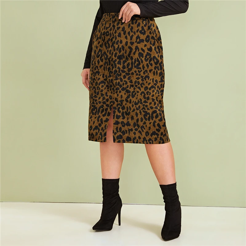 SHEIN/Повседневная Женская юбка карандаш с леопардовым принтом и разрезом спереди; сезон осень года; Гламурные Прямые Юбки-миди с искусственным мехом; большие размеры