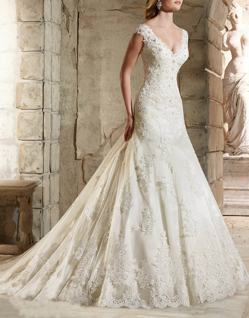 

Romantic White Tulle Perfect Appliques Mermaid Wedding Dresses Deep V-neck Illusion Dropped Zipper Up With Buttons Bridal Gown
