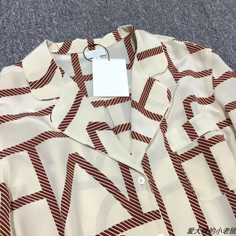 Fashion Big Letter Print Women Silk Blouse Shirt Designer Single Breasted Long Sleeve Lady Oversize Blouses Tops Clothes