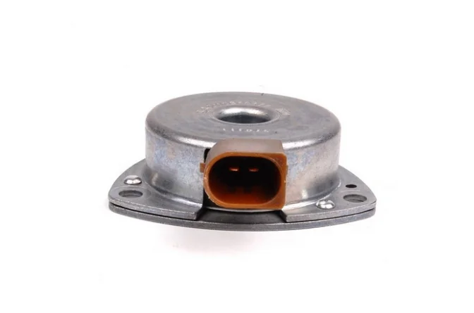 1 piece Engine Camshaft Adjuster Magnet For Mercedes W203 W204 M271 C230 2003-2005 2710510177
