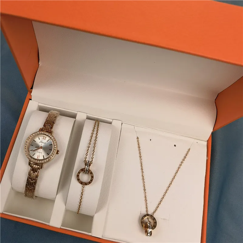 cadeau de bijoux pour femme