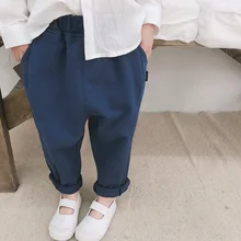 Детская одежда средних и малых размеров; повседневные брюки для мальчиков; Новинка года; стильная весенняя одежда в Корейском стиле; мешковатые брюки для девочек; детские свободные брюки; H
