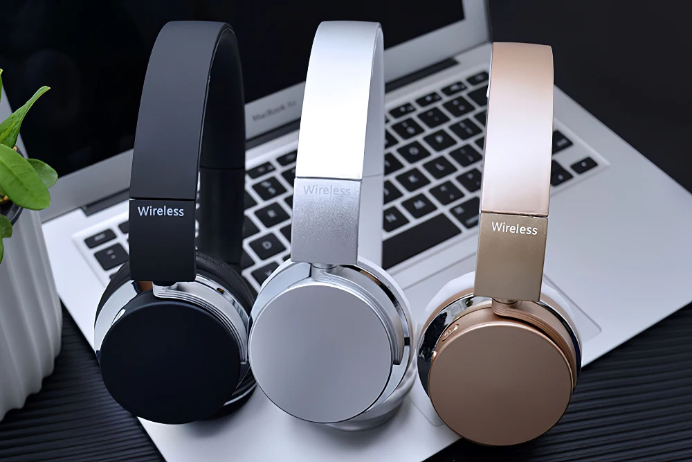 Спортивные Беспроводные наушники Bluetooth 4,2 M9 Складная музыкальная мин гарнитура с зарядным устройством тяжелый бас TF карта fm-радио для huawei P20
