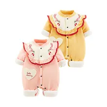 Mono de bebé acolchado de invierno para mantener el calor, bonitos patrones bordados de cerezas, ropa de bebé