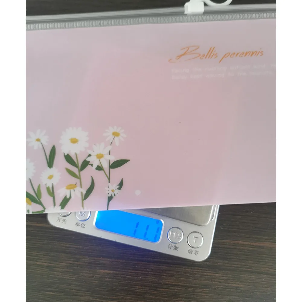 18 - WUX200720231_1215530632040759432