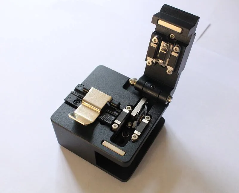 Free Shipping High Precision Fiber Cleaver same as Jilong KL-21F KL21F Optical Fiber Cutter