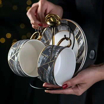 

Yolife Creative Mug With Spoon Rhombic Pattern Milk Coffee Cup Afternoon Tea Set Travel Mug Ceramic Gift